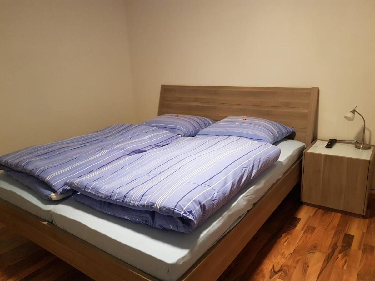 Ferienwohnung- Sarah Hahnstatten Экстерьер фото